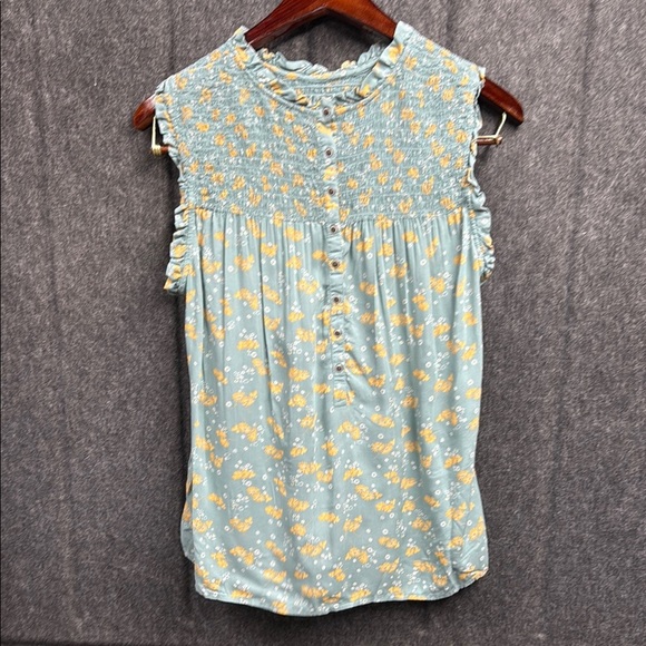 Calson Gold Yellow and green Ruffled Bib Collar Blouse - Picture 3 of 4